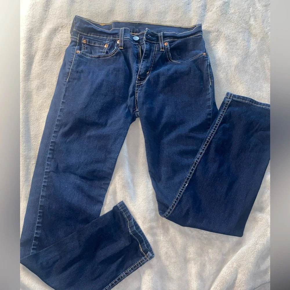 502 Levi Jeans - Picture 2 of 7